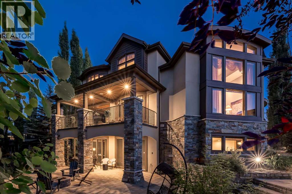 4 Aspen Ridge Bay SW