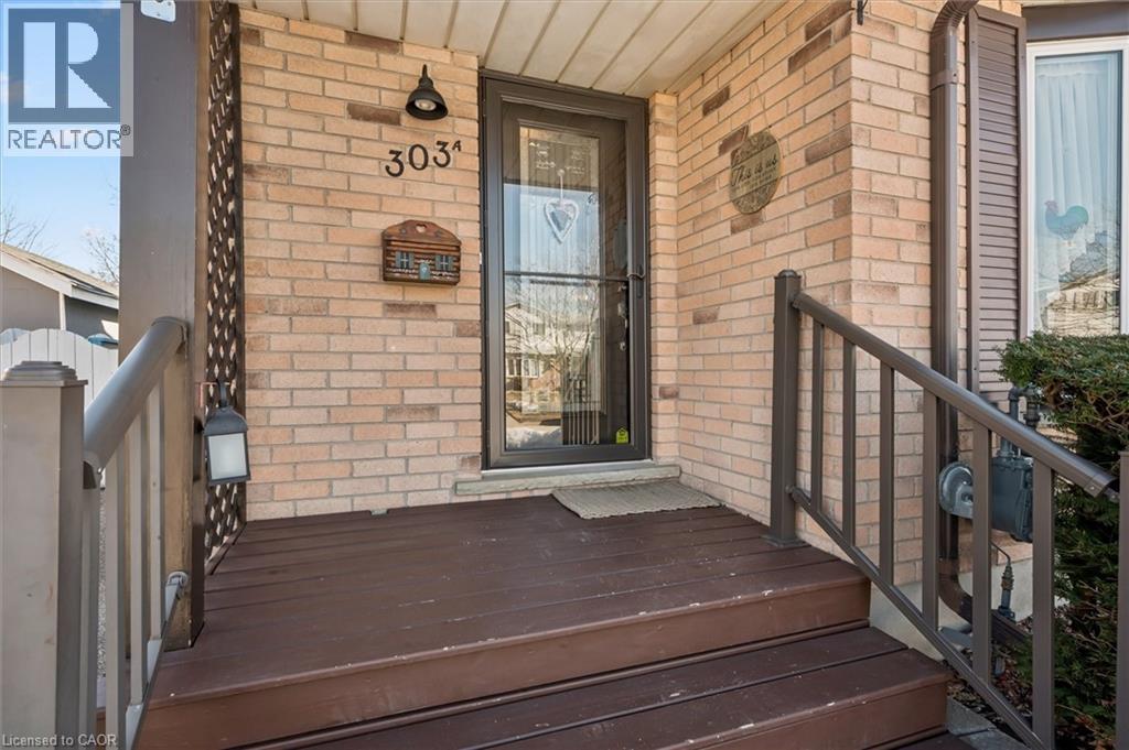 303 MAYVIEW Crescent Unit# A