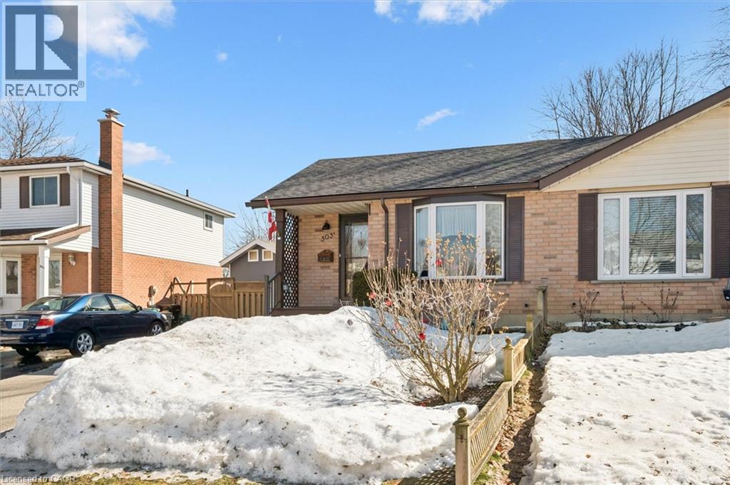 303 MAYVIEW Crescent Unit# A