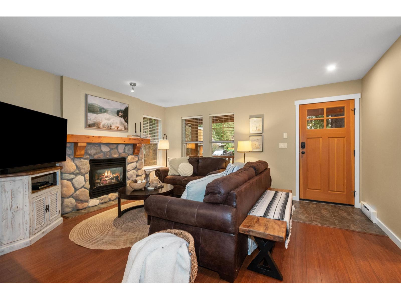 43583 COTTON TAIL CROSSING|Cultus Lake South