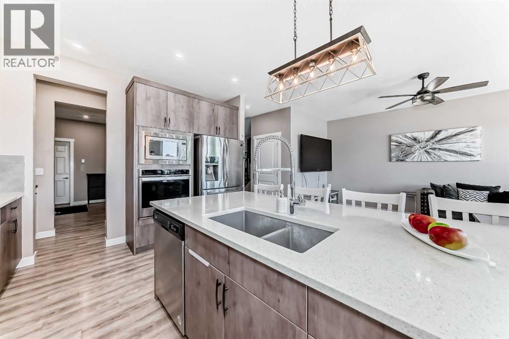 13 Cranbrook Cove SE