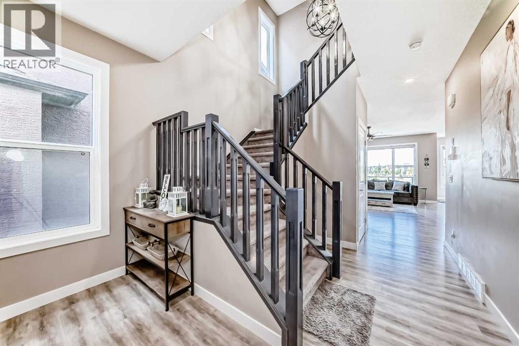13 Cranbrook Cove SE