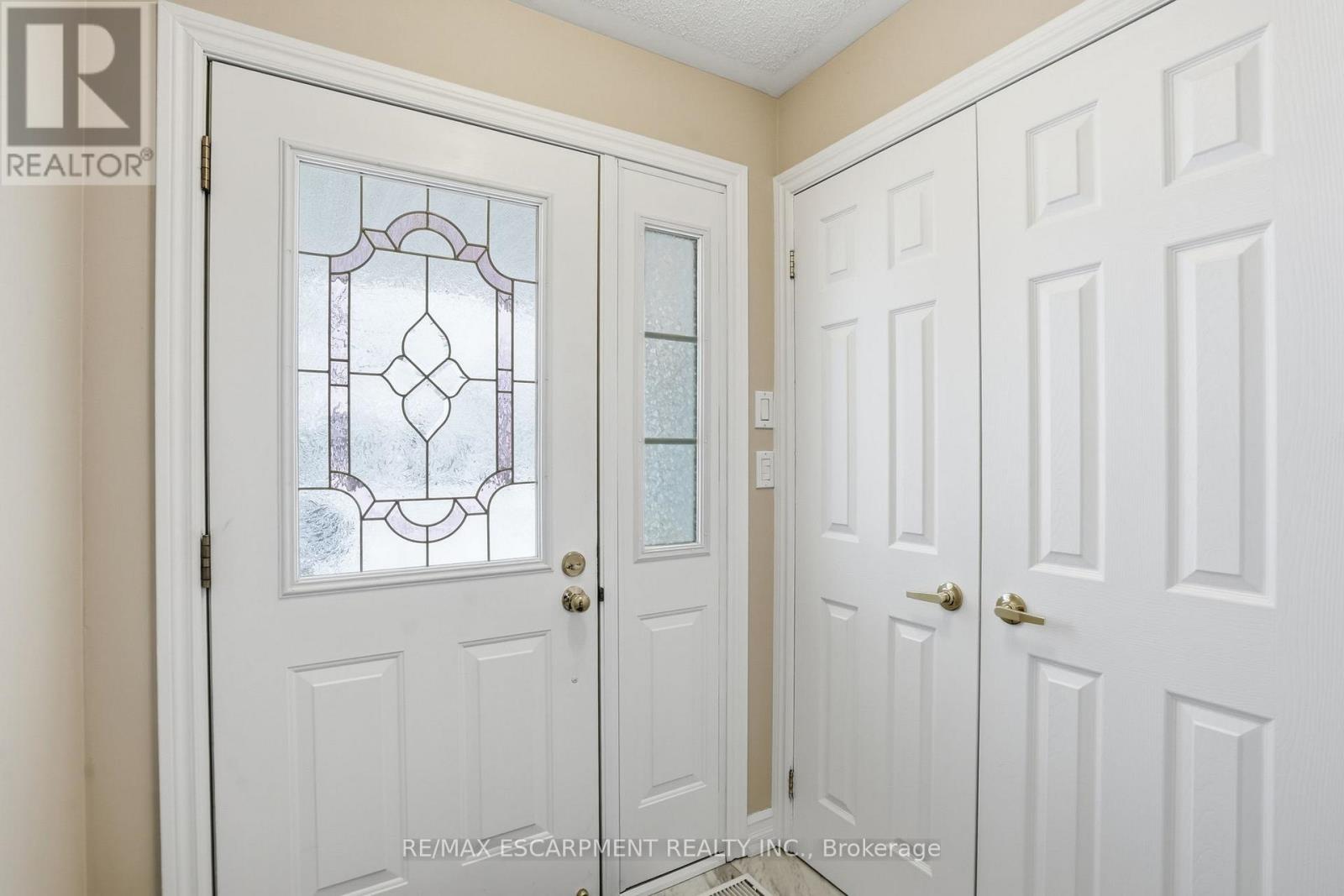148 GLENARIFF DRIVE