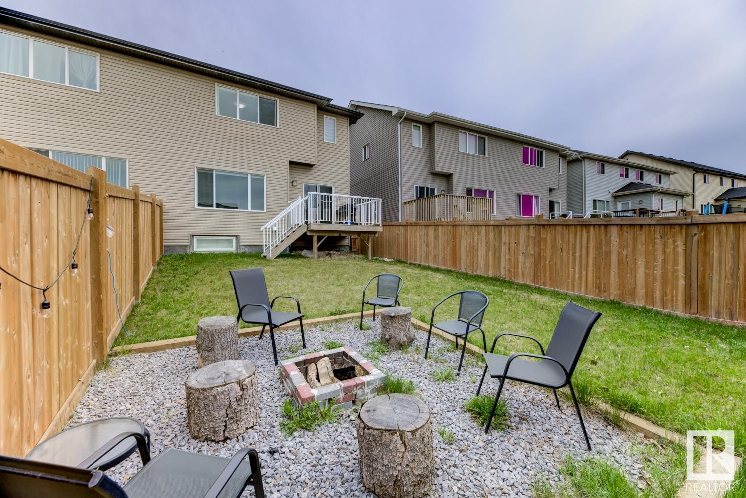 26 AMBLESIDE WY
