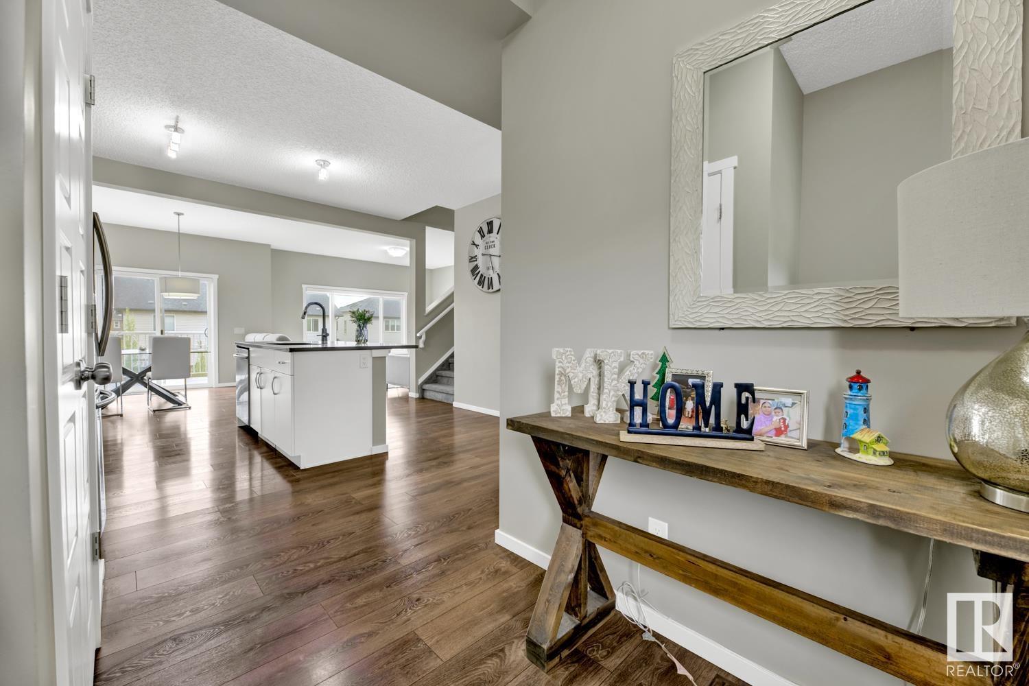 26 AMBLESIDE WY