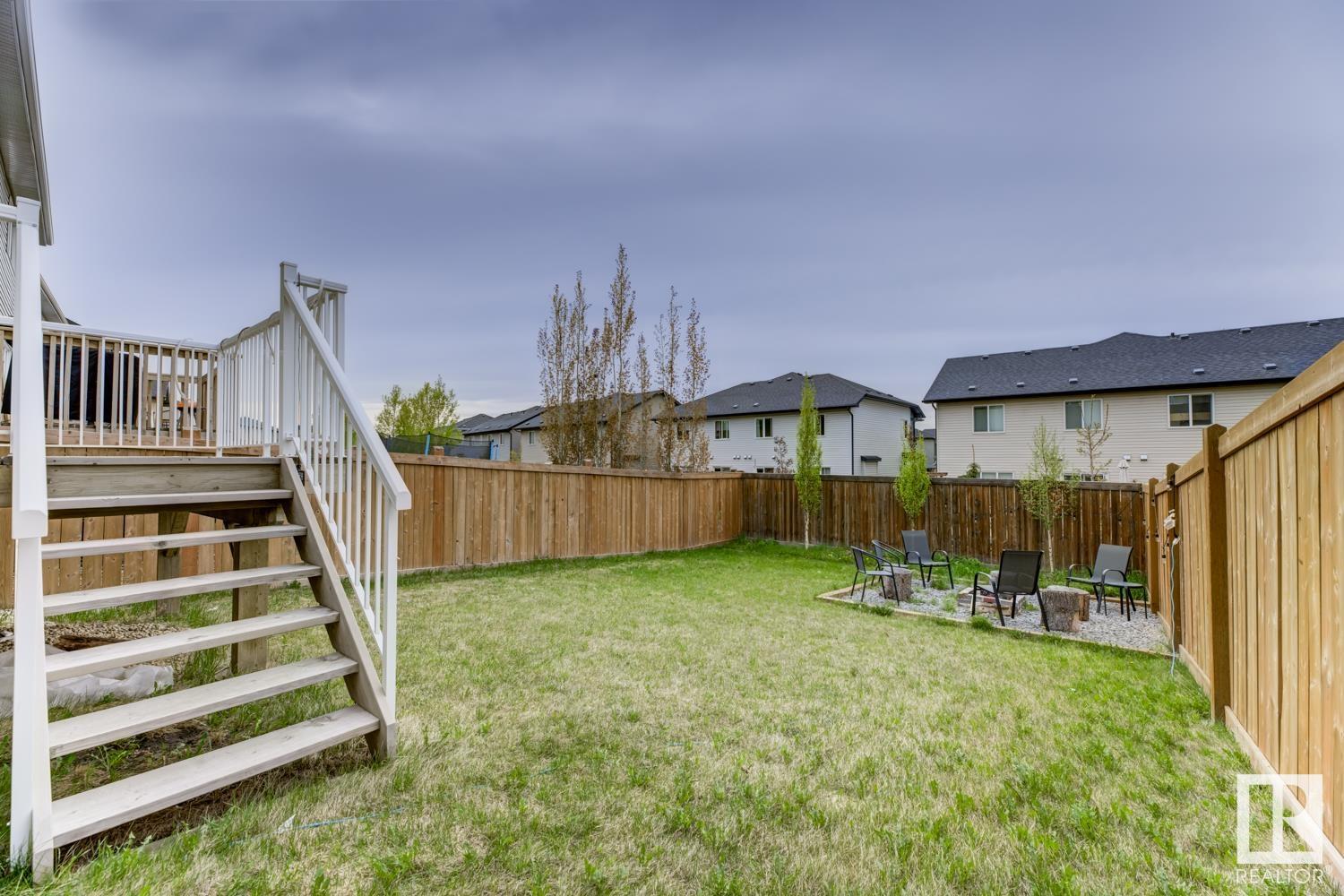 26 AMBLESIDE WY