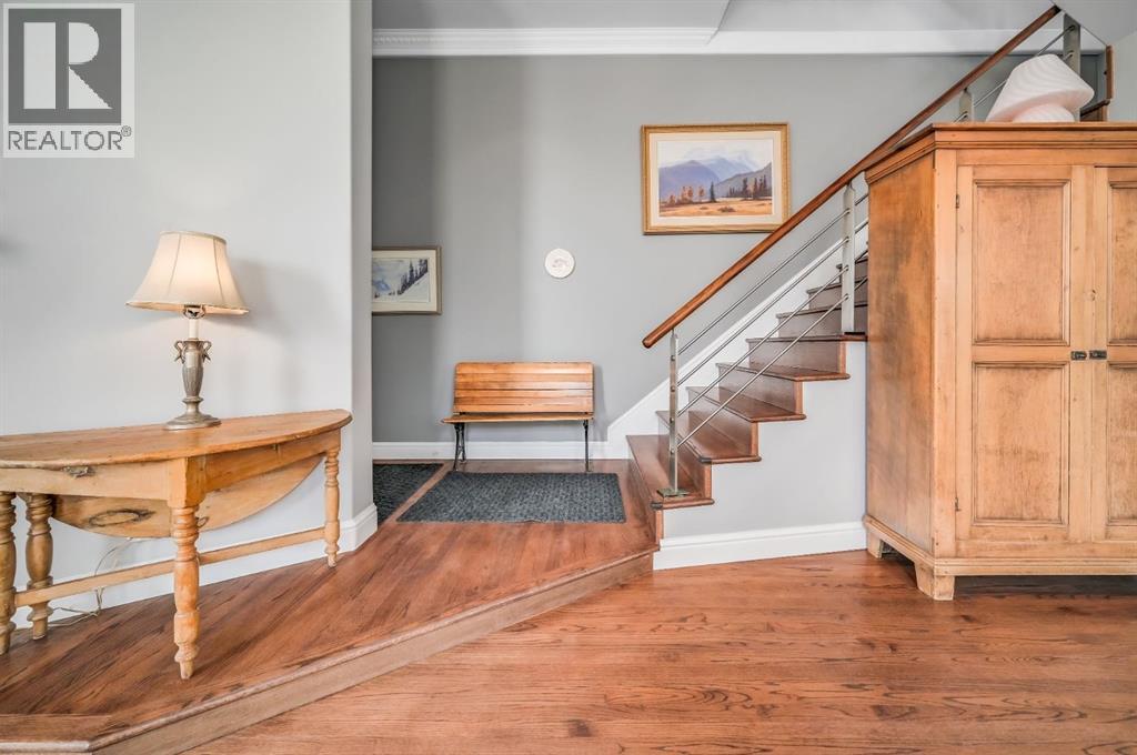 202, 3650 2 Street SW