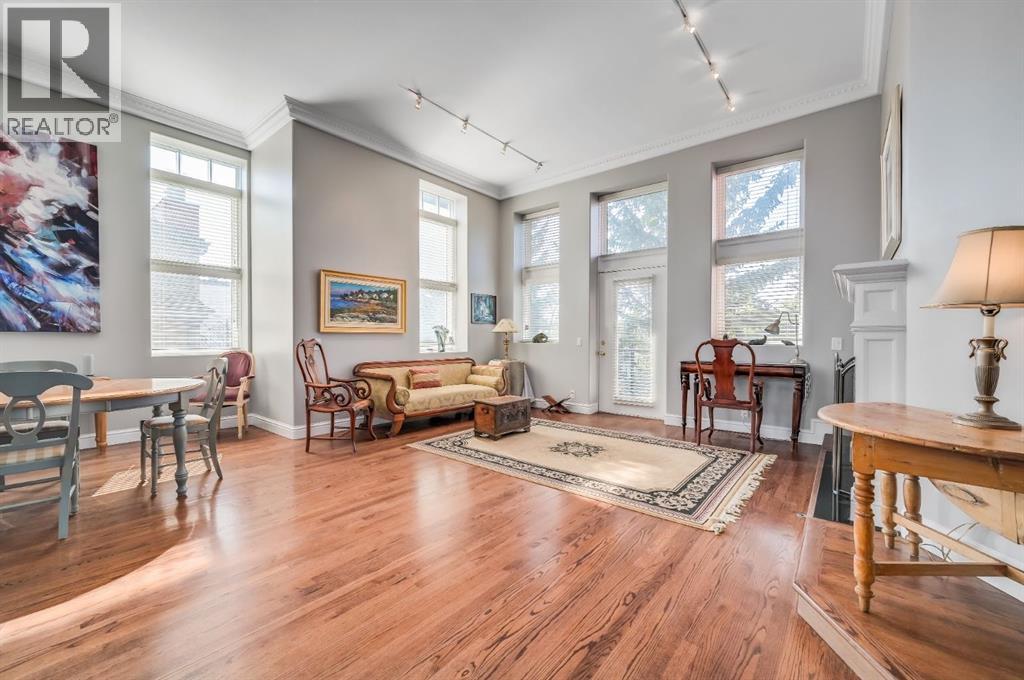 202, 3650 2 Street SW