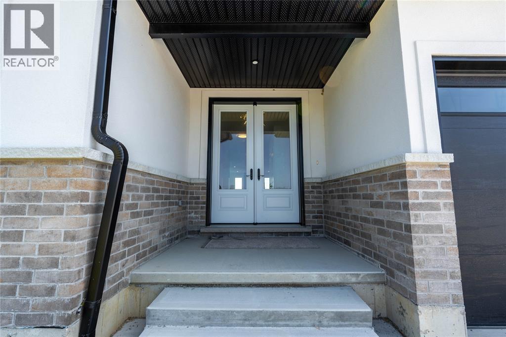 316 Stathis BOULEVARD