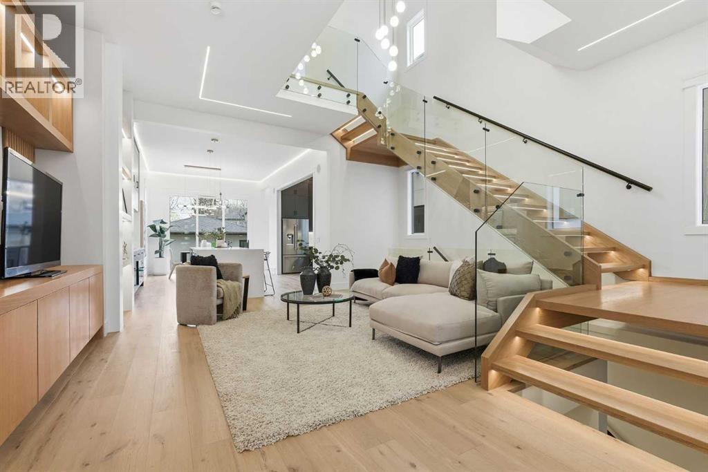 132 Lissington Drive SW