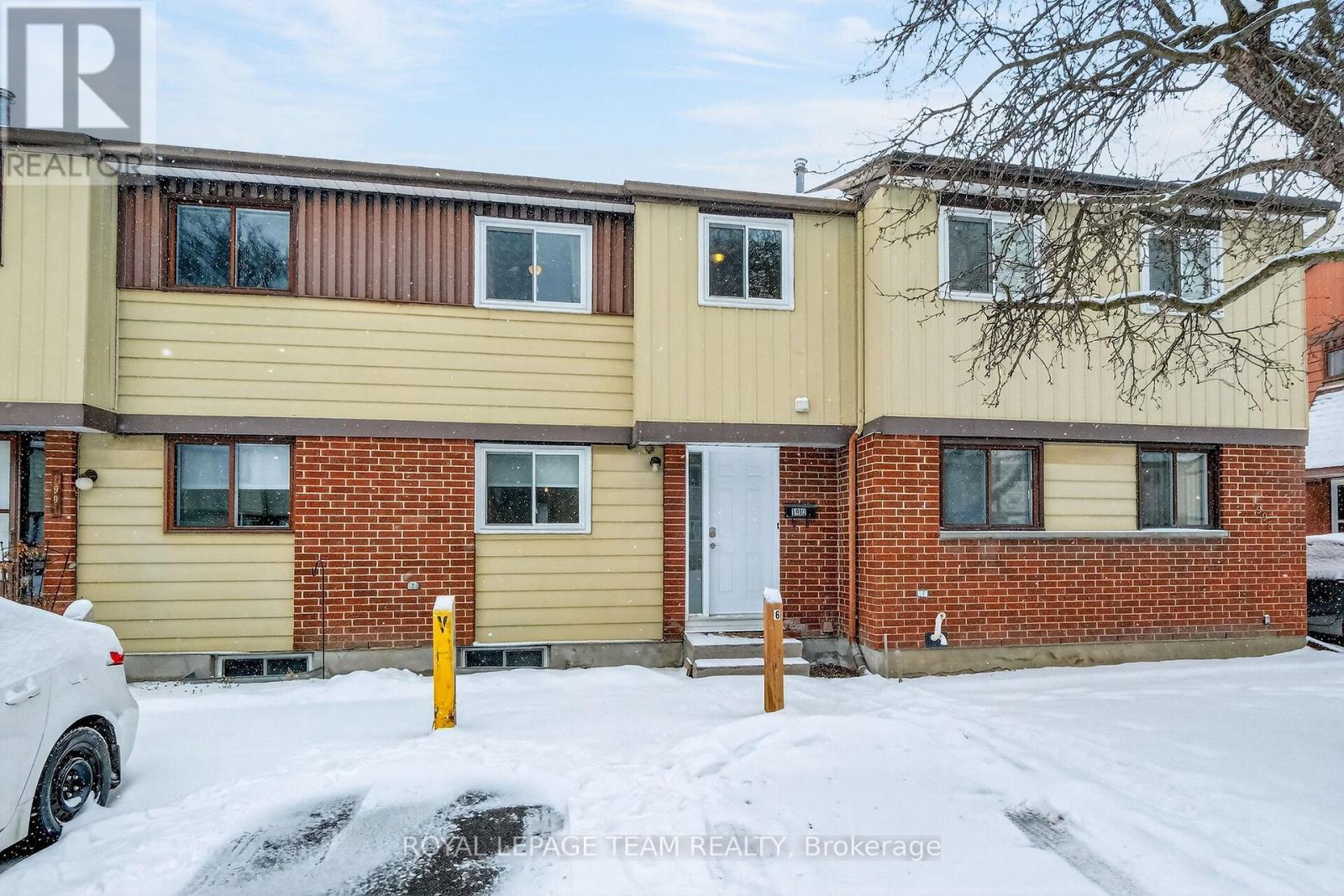 1993 FALKIRK CRESCENT