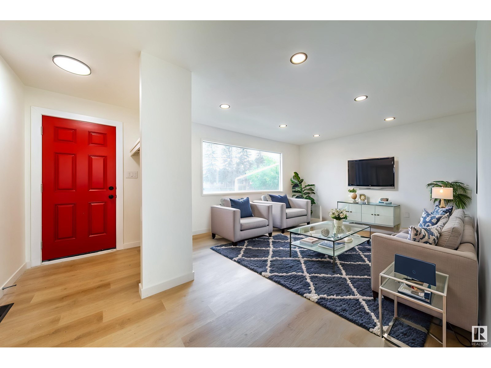 6708 132 AV NW