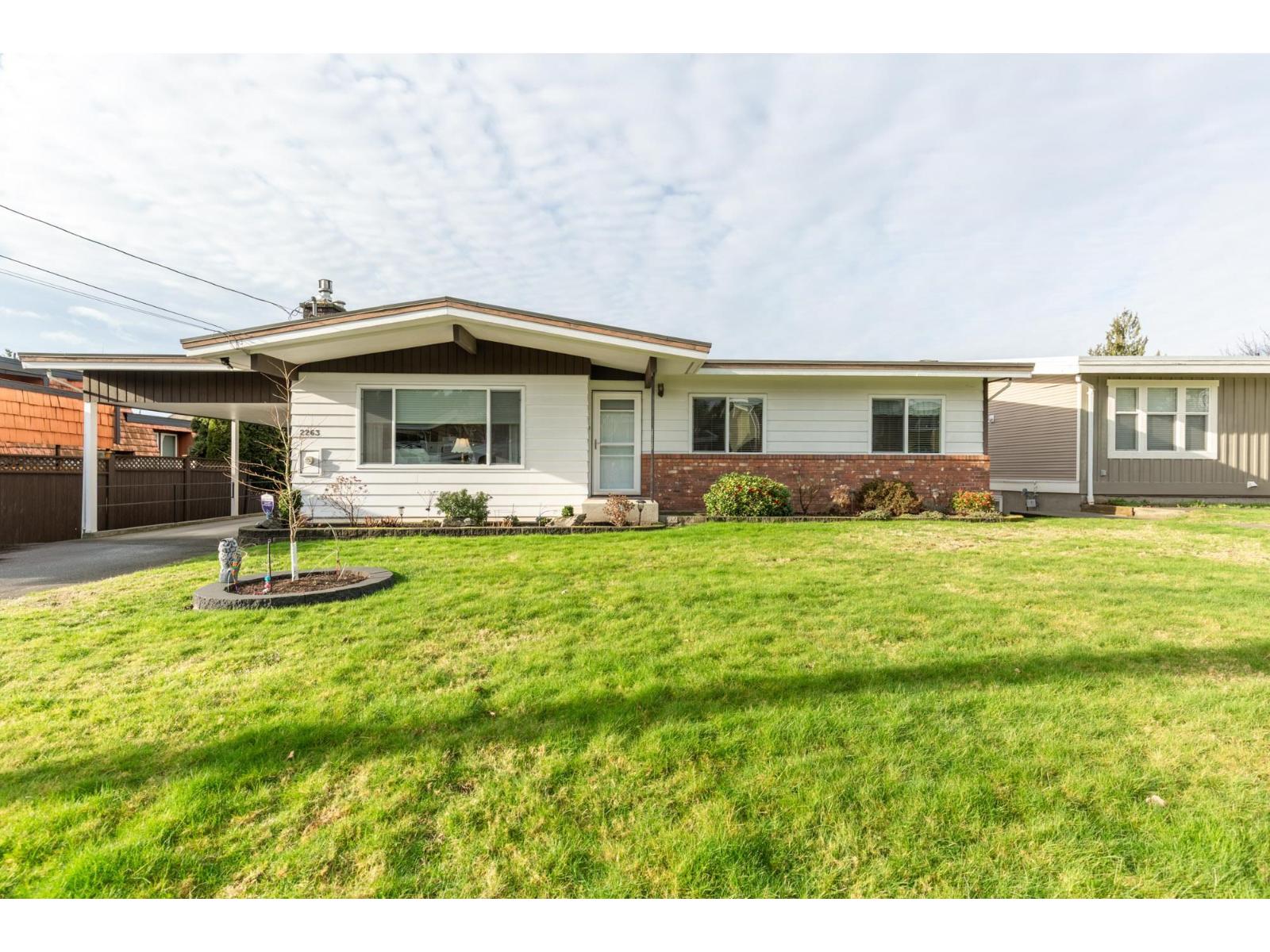 2263 RAINIER STREET