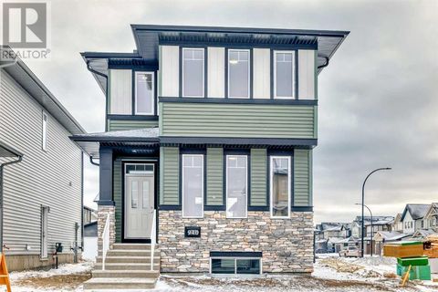 940 Reynolds Lane SW Airdrie AB T4B5L7