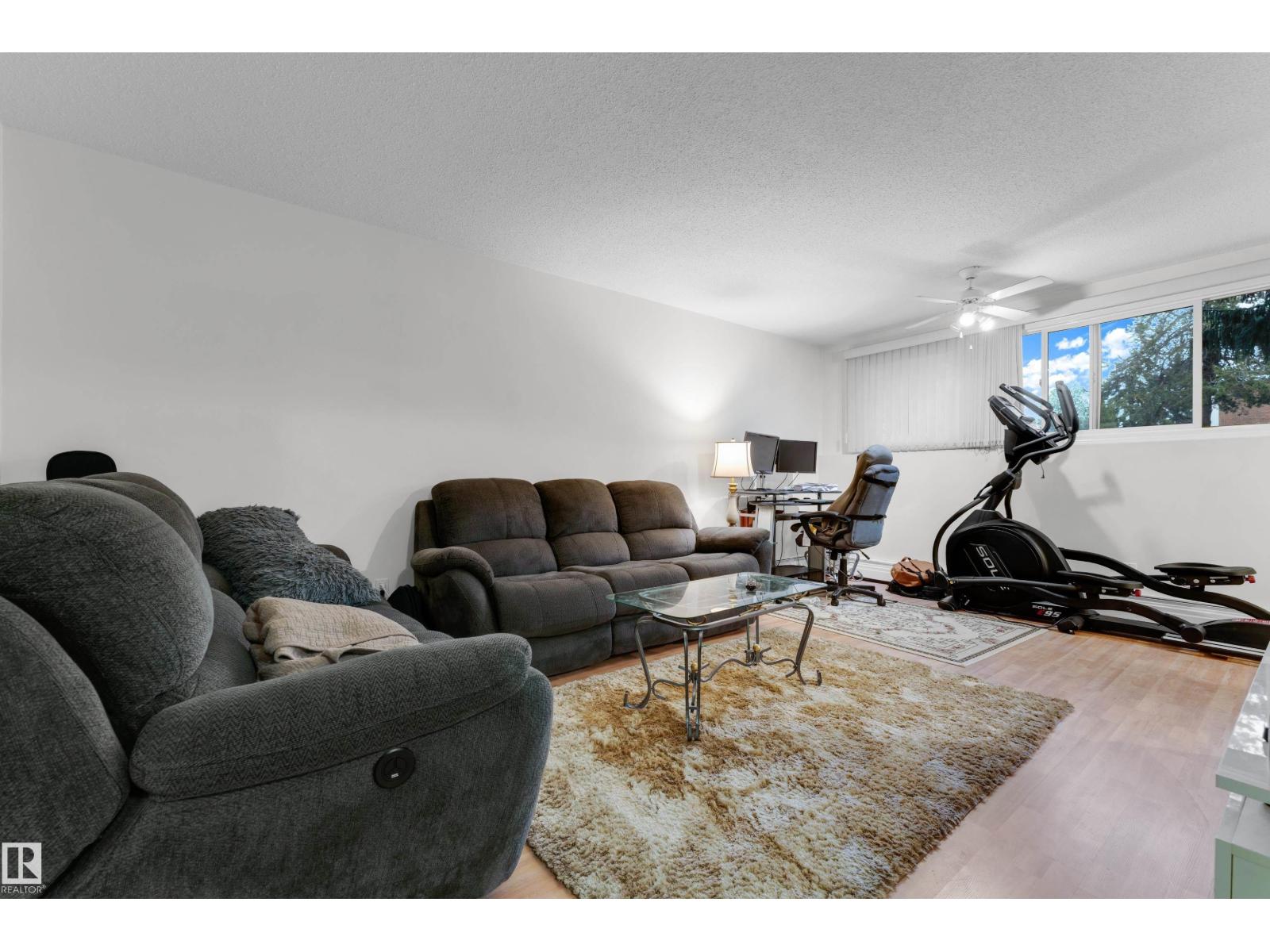 #104 11445 41 AV NW