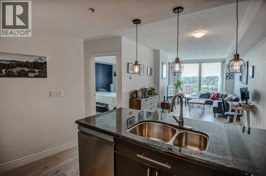 903, 817 15 Avenue SW