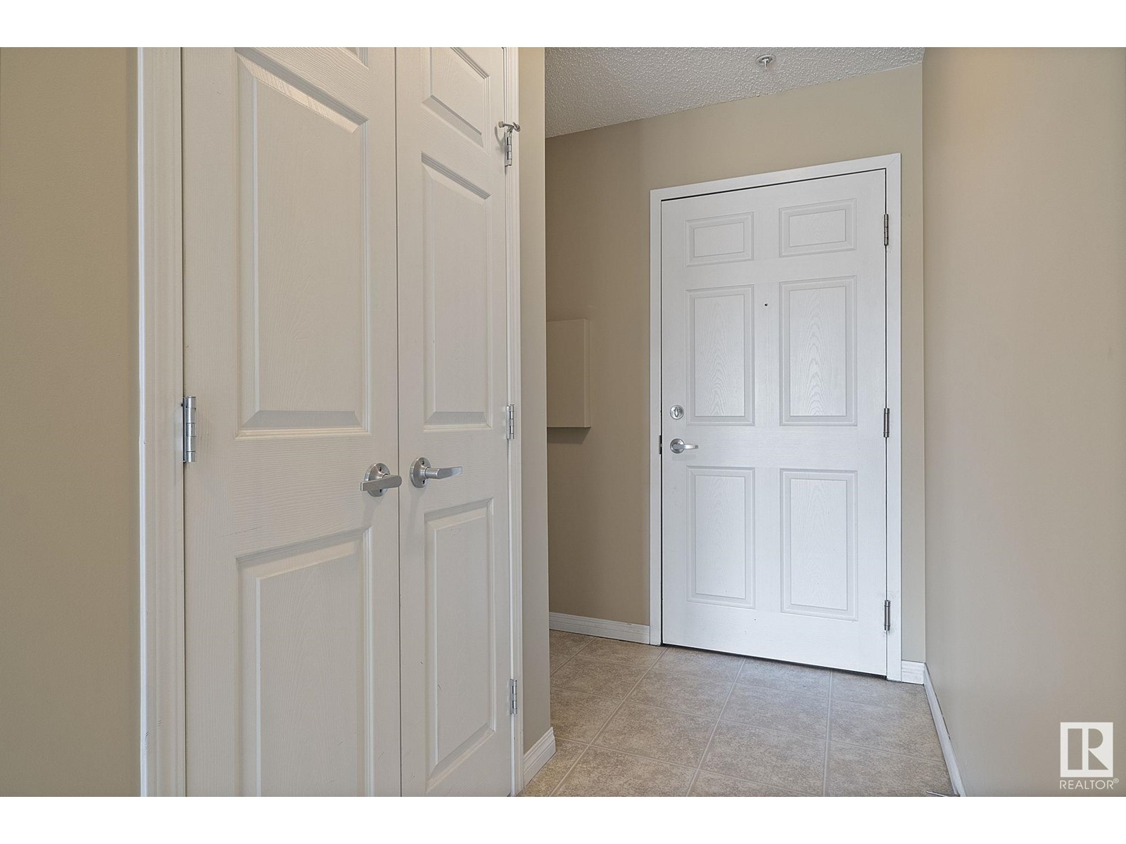 #207 636 MCALLISTER LO SW