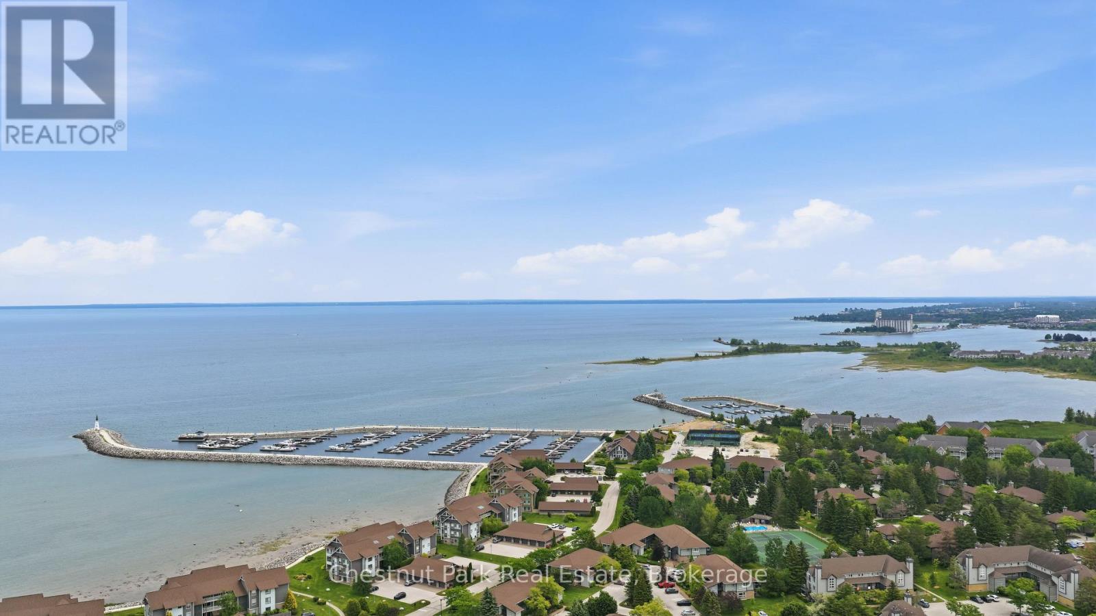 504 MARINERS WAY