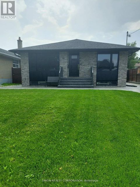 20 BRADBURY CRESCENT Toronto (Eringate-Centennial-West Deane) ON M9C4B2