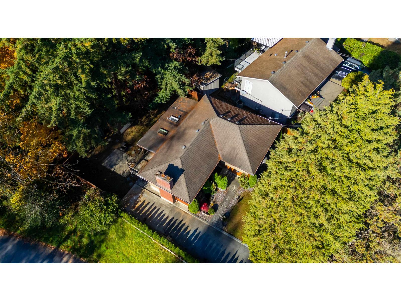 2827 CAMBRIDGE STREET