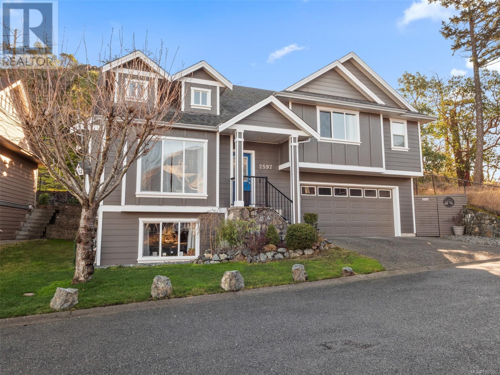 2597 Legacy Ridge