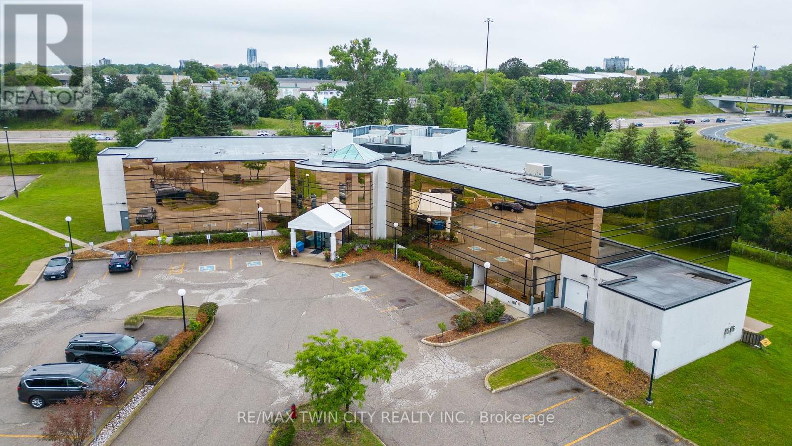 575 RIVERBEND DRIVE