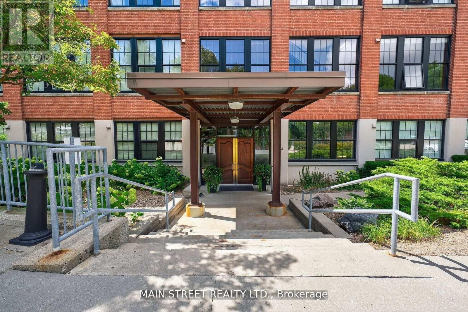 310 - 543 TIMOTHY STREET W