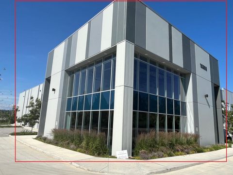 100 15355 68 AVENUE Surrey BC V3S2C1