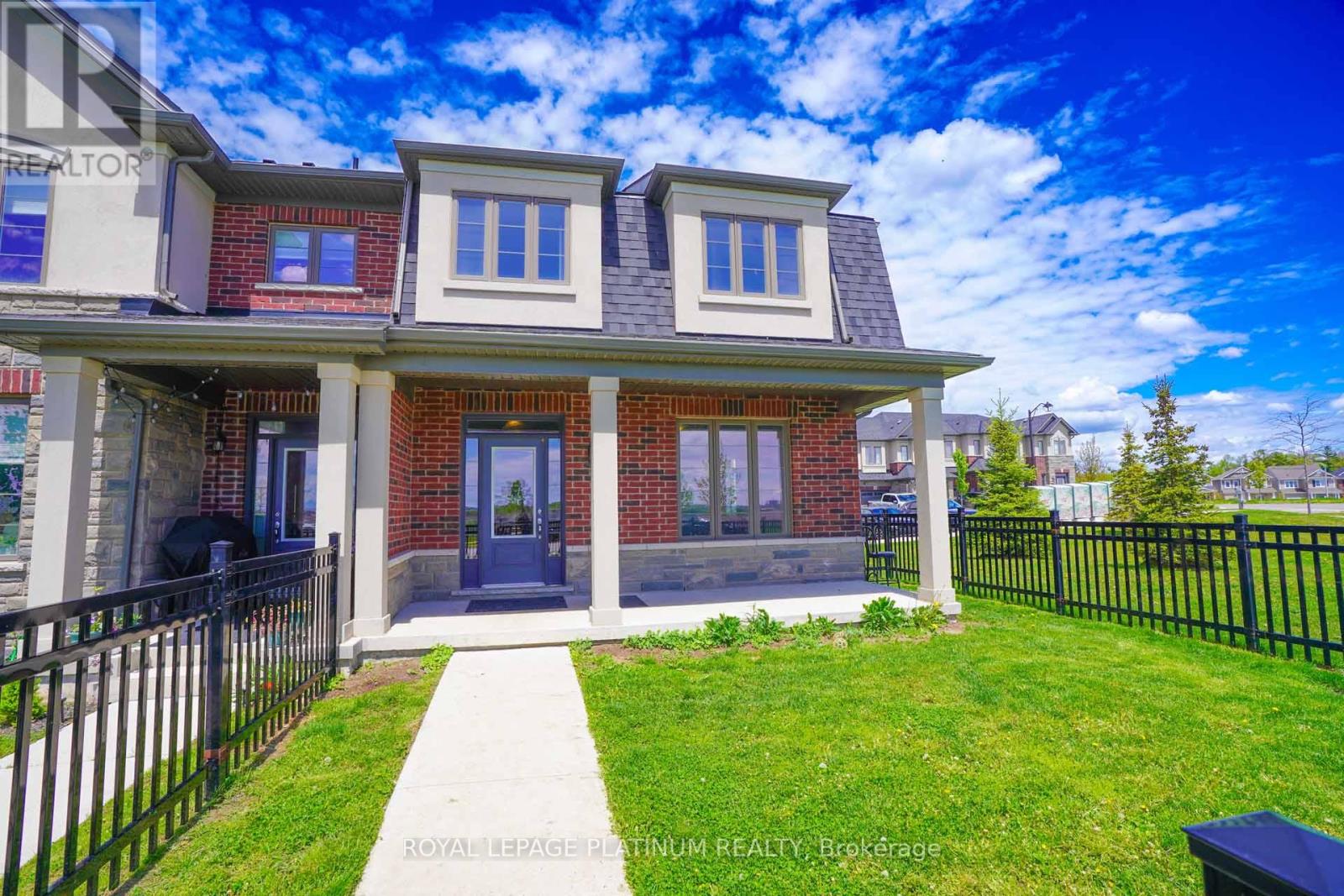 71 - 324 EQUESTRIAN WAY