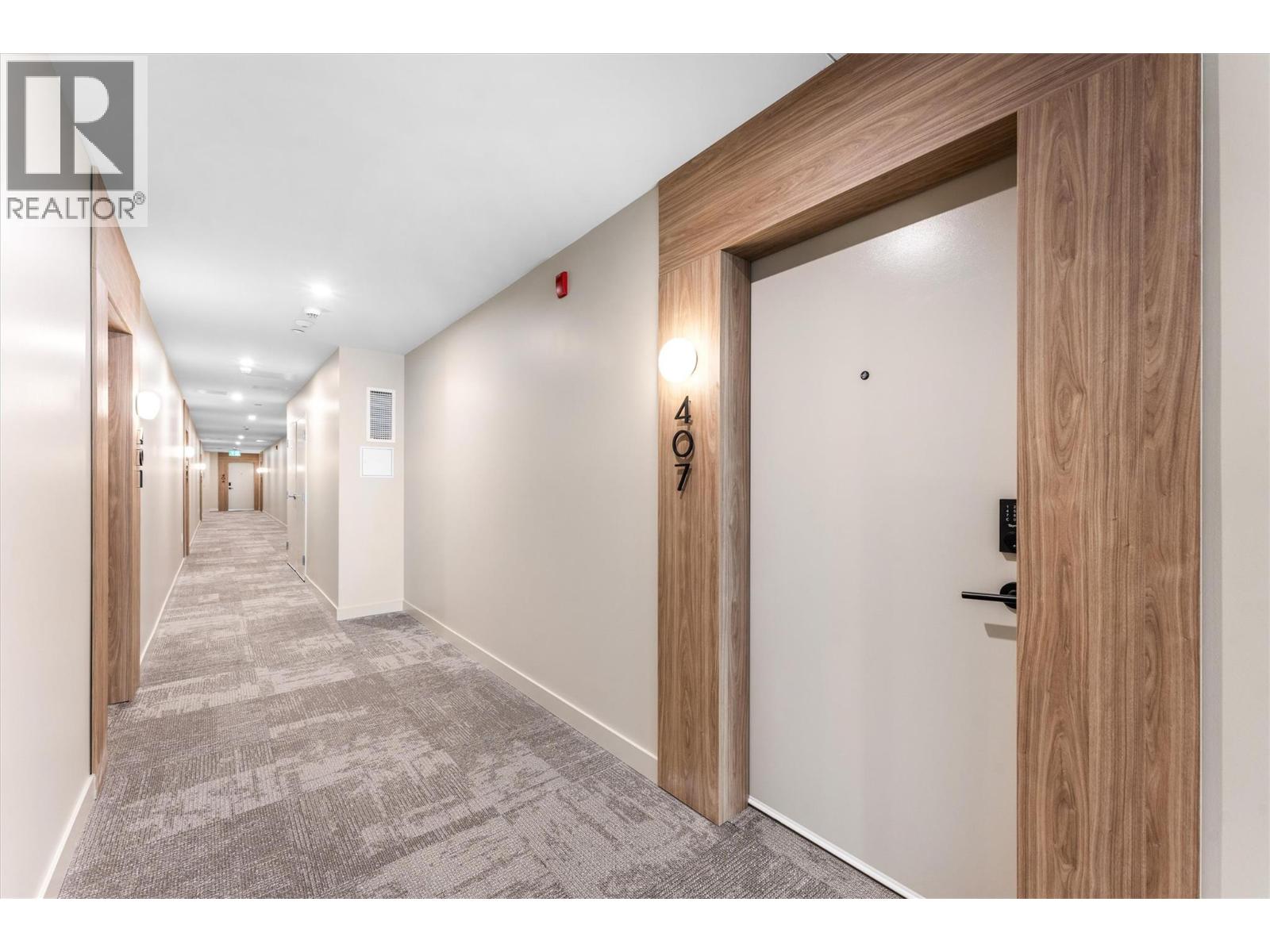 9654 Benchland Road Unit# 407