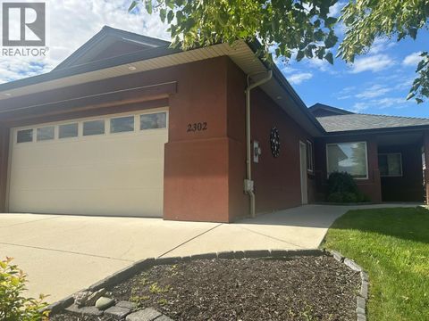 2302 Pine Vista Place West Kelowna BC V4T2Y1