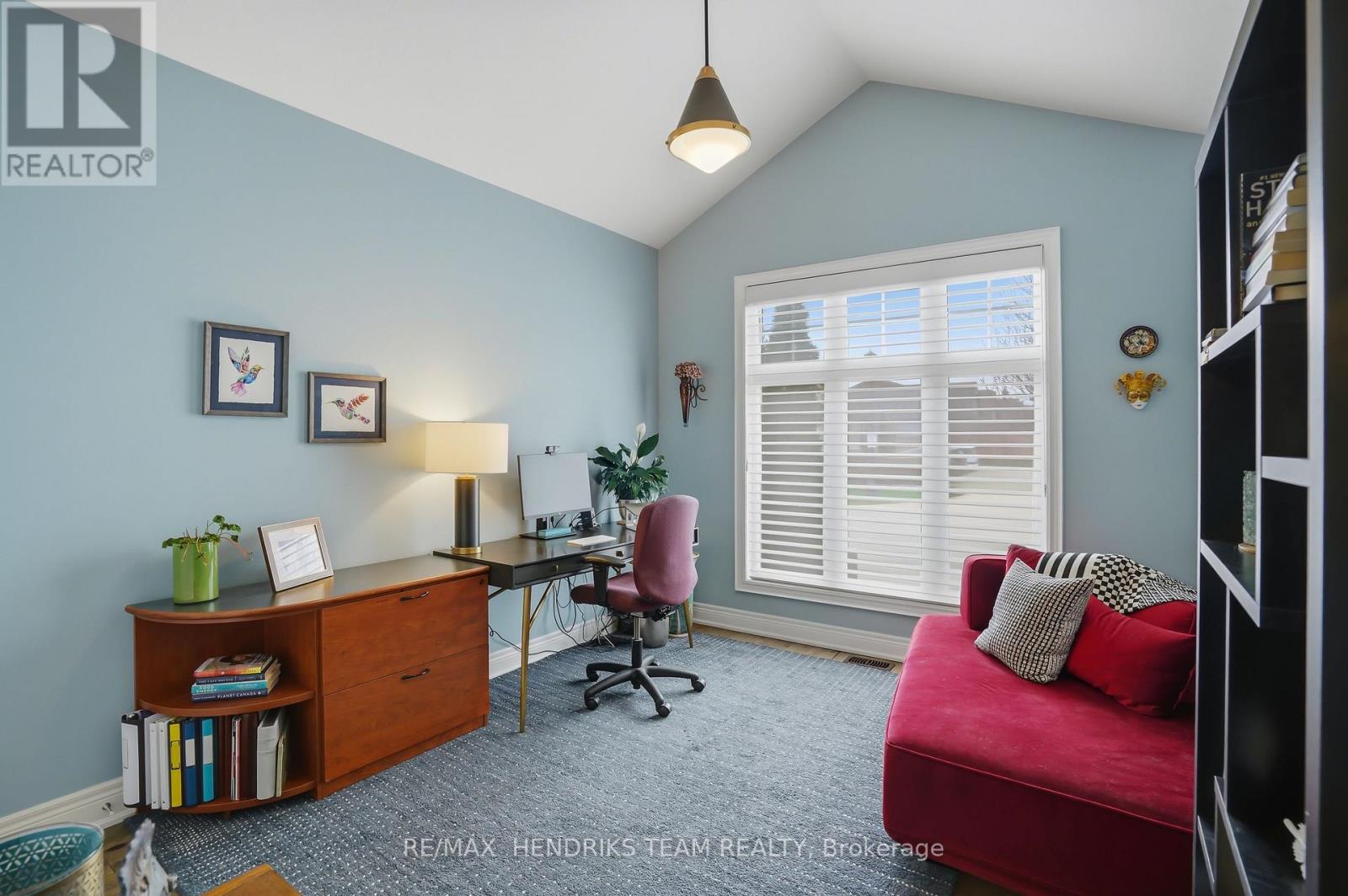 5 - 180 PORT ROBINSON ROAD
