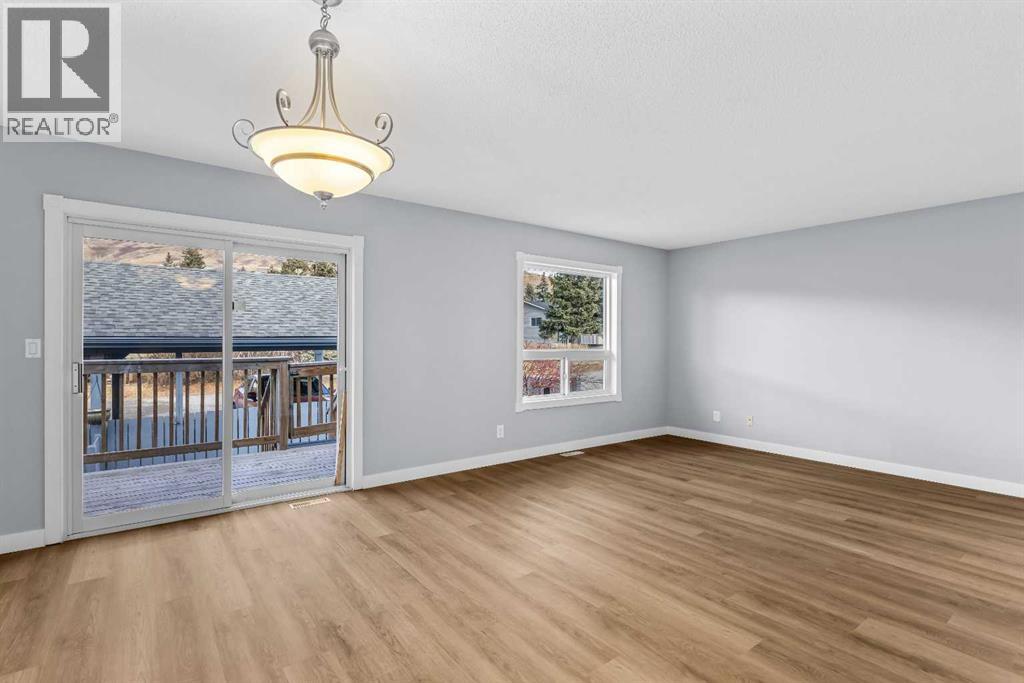 2, 532 First Street E