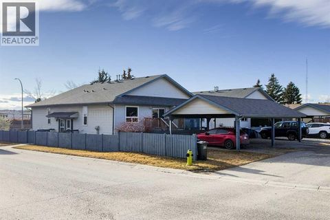 2, 532 First Street E Cochrane AB T4C1C5