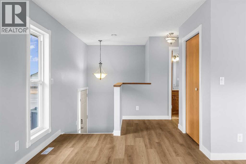 2, 532 First Street E