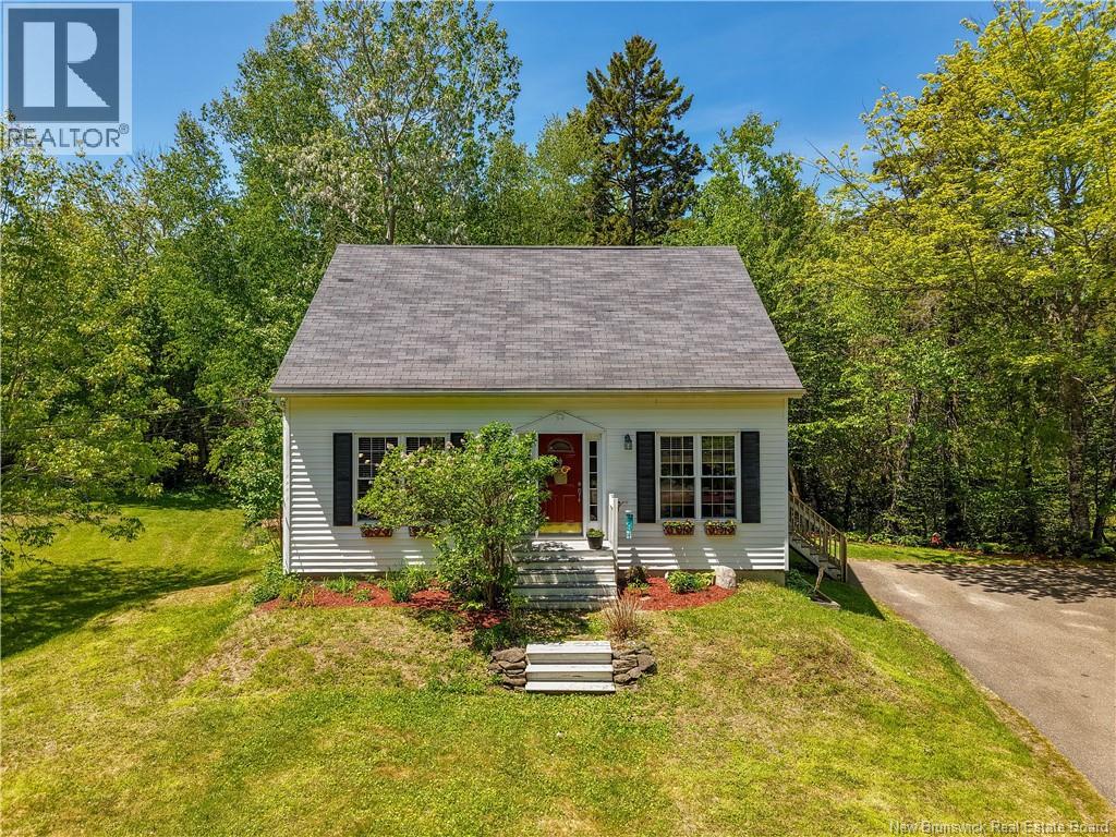 84 Tudor Avenue - Photo 2