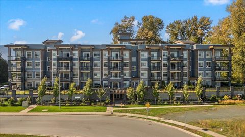 205 45562 AIRPORT ROAD|Chilliwack Proper South Chilliwack BC V2P0J8