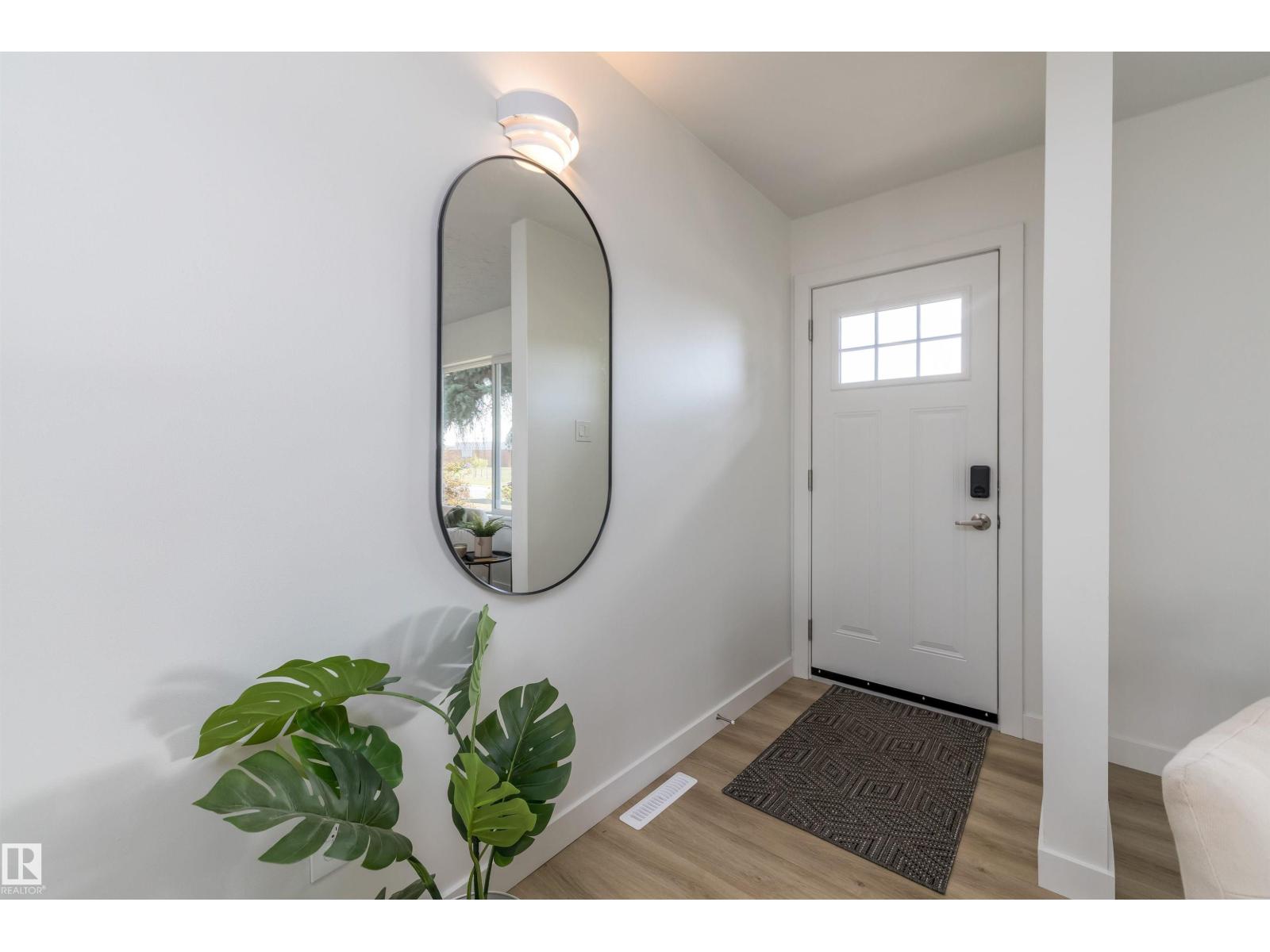 13044 78 ST NW