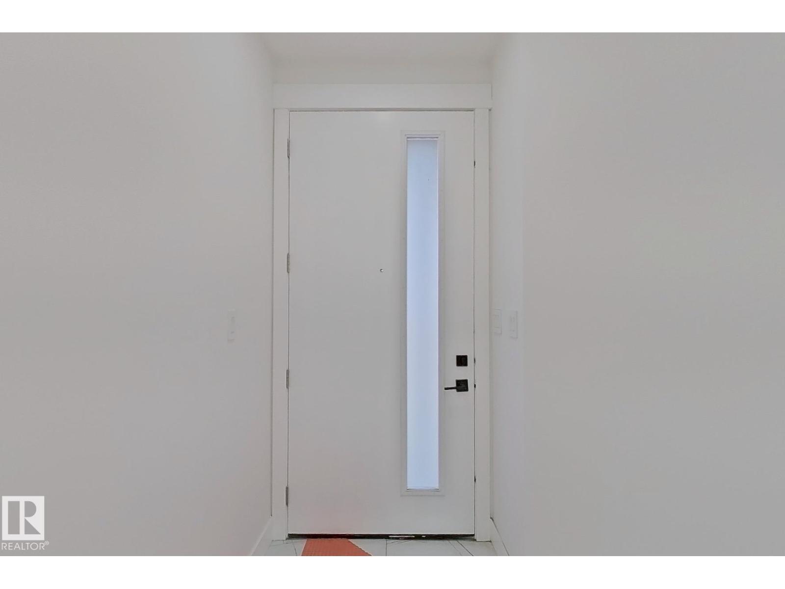 1738 62 AV NE