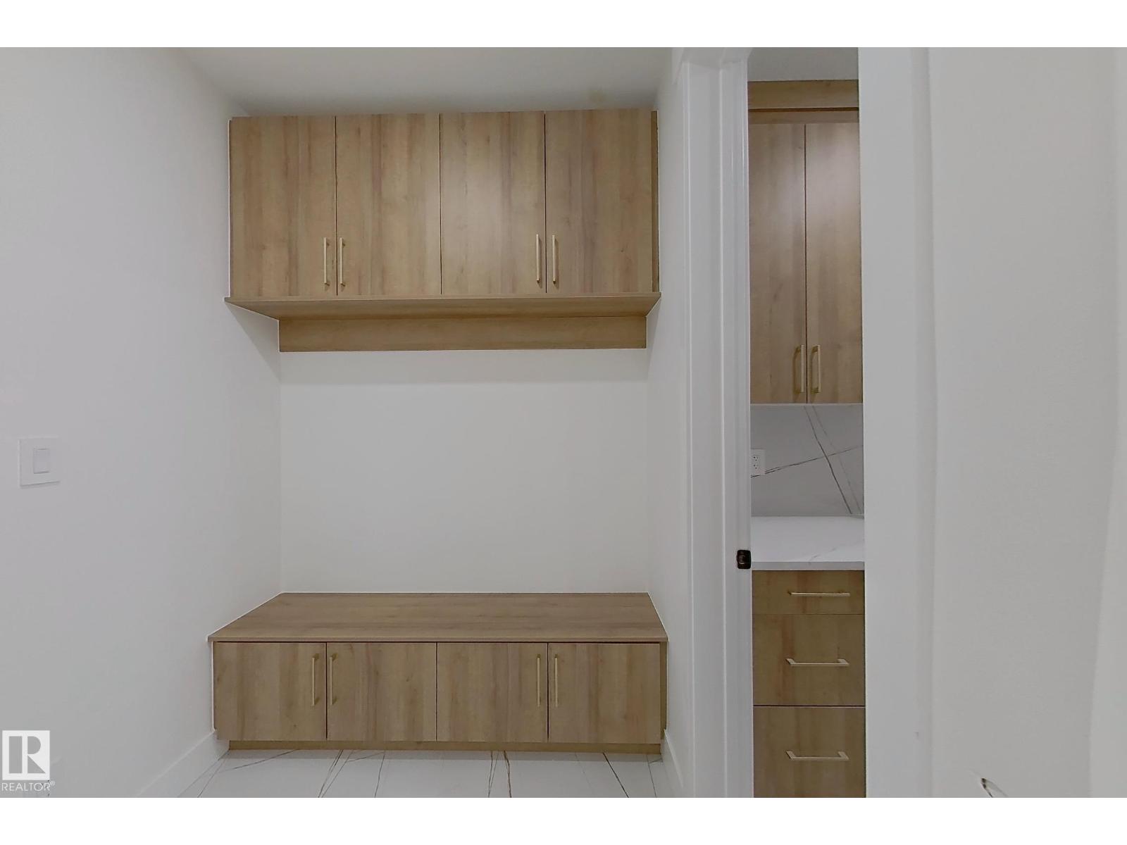 1738 62 AV NE