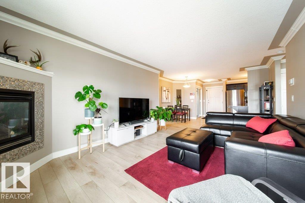 #412 16235 51 ST NW