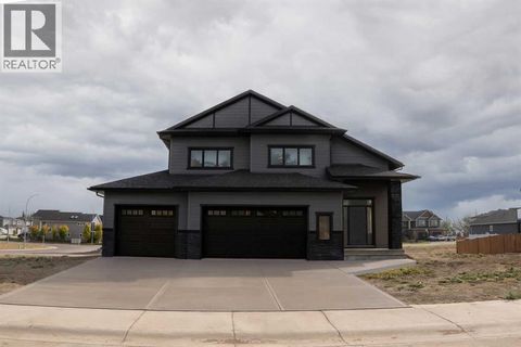 2160 21A Street Coaldale AB T1M0G1