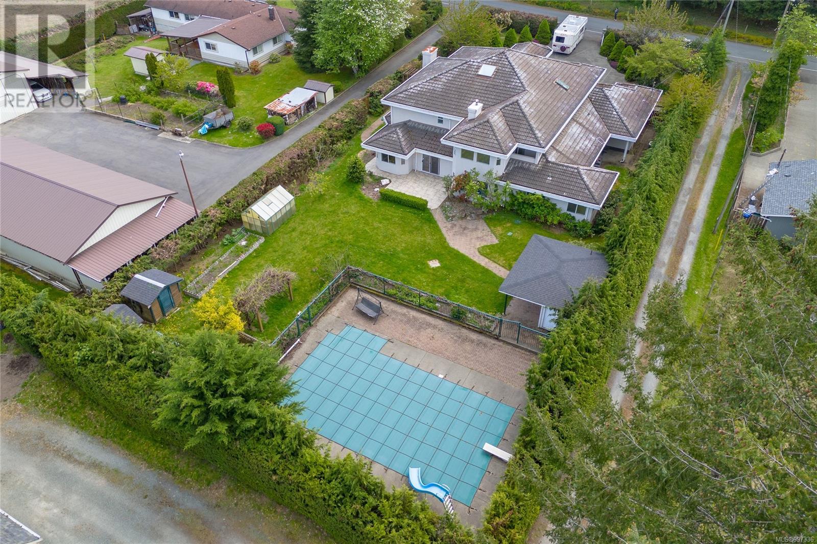 2343 Inverarity Rd