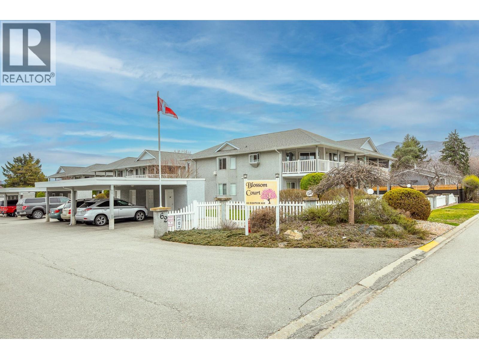 62 DAUPHIN Avenue Unit# 202