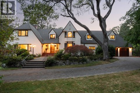 3290 Upper Terrace Rd Oak Bay BC V8R6E6