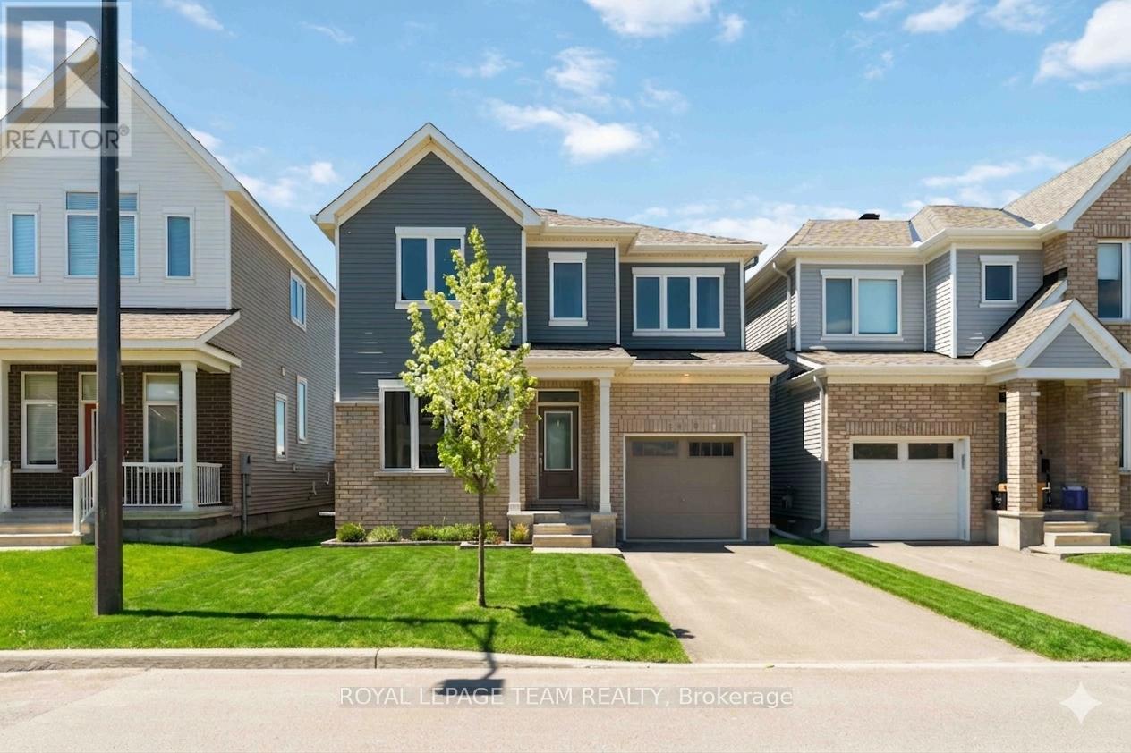 Photo 1 of 44 — 3048 TRAVERTINE WAY, Ottawa, ON K2J6W9