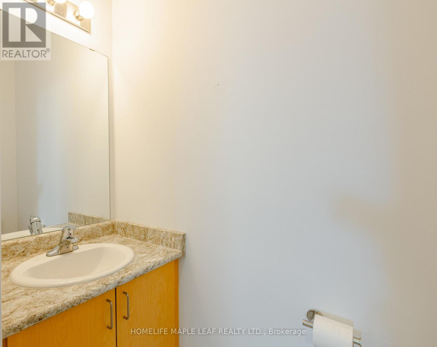 304 HAGAN STREET E