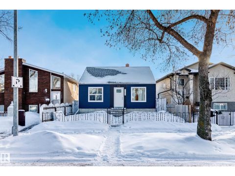 11429 89 ST NW Edmonton AB T5B3T7