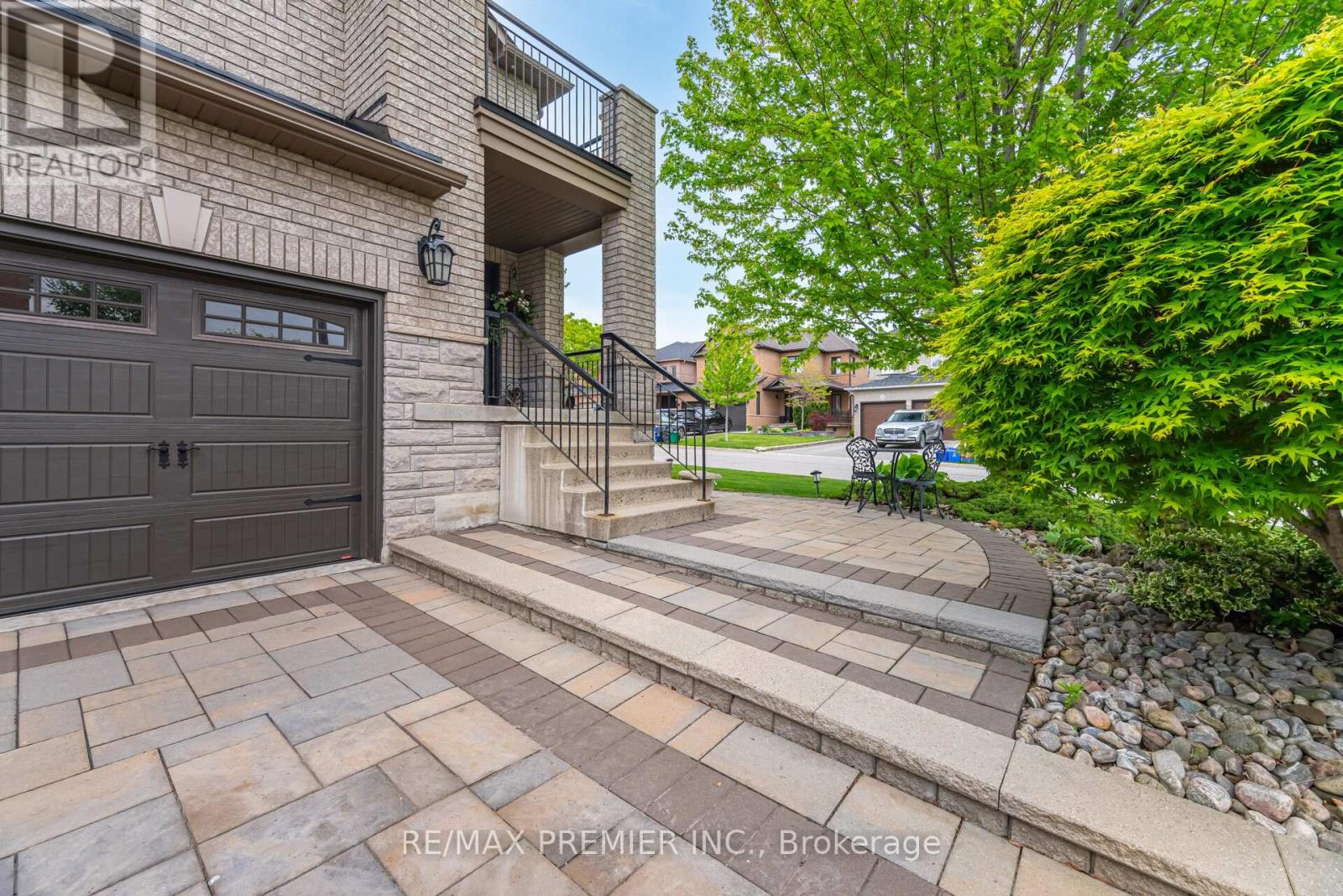 1 CROWN CRESCENT
