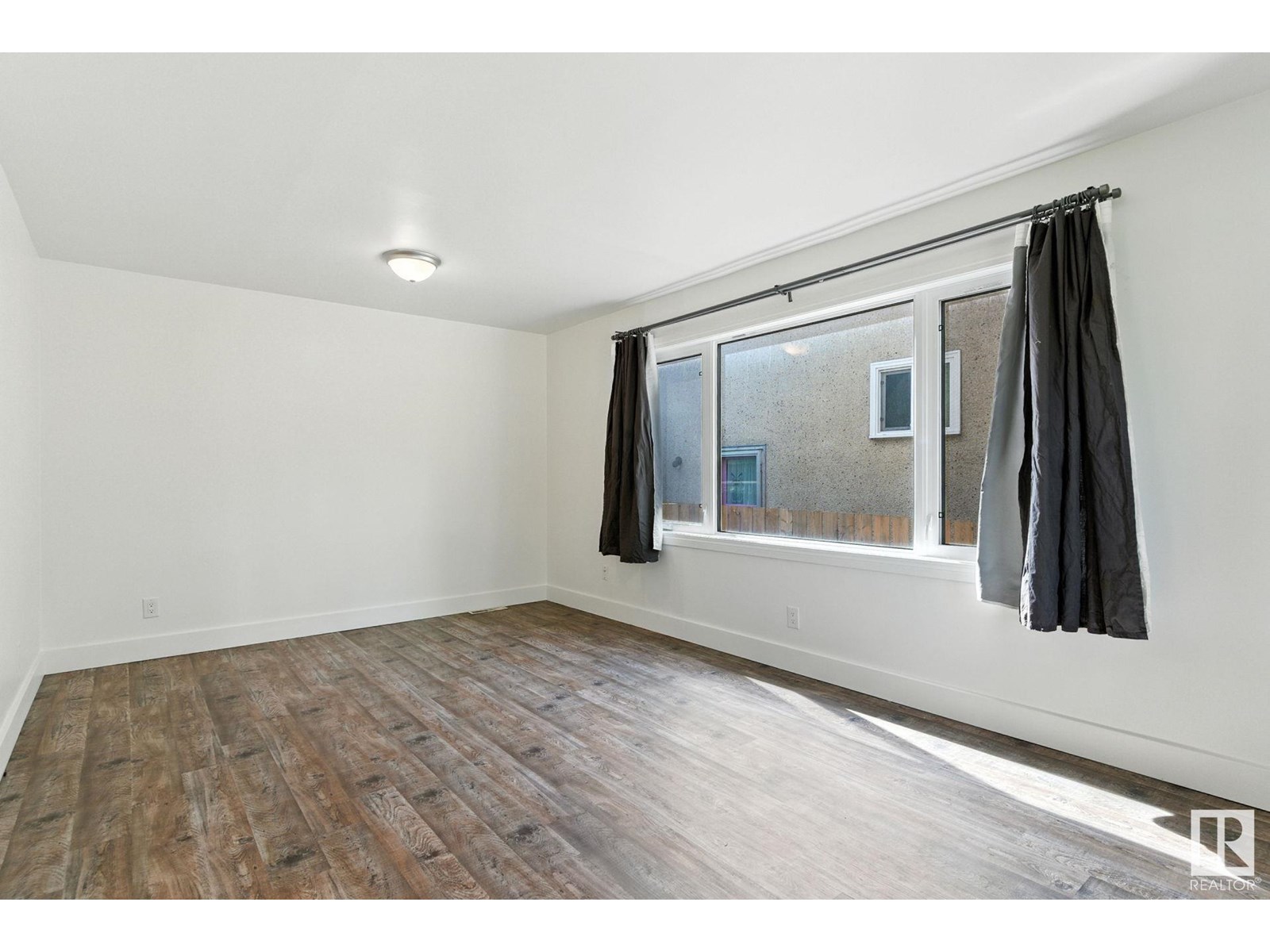12509 81 ST NW